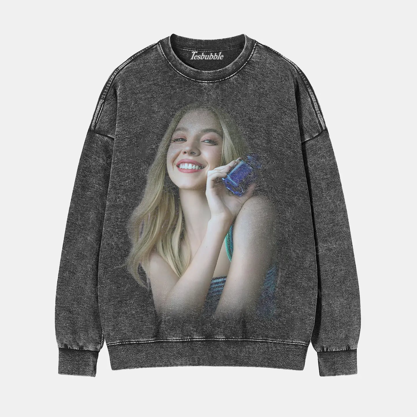 SYDNEY SWEENEY 12.04 TEE