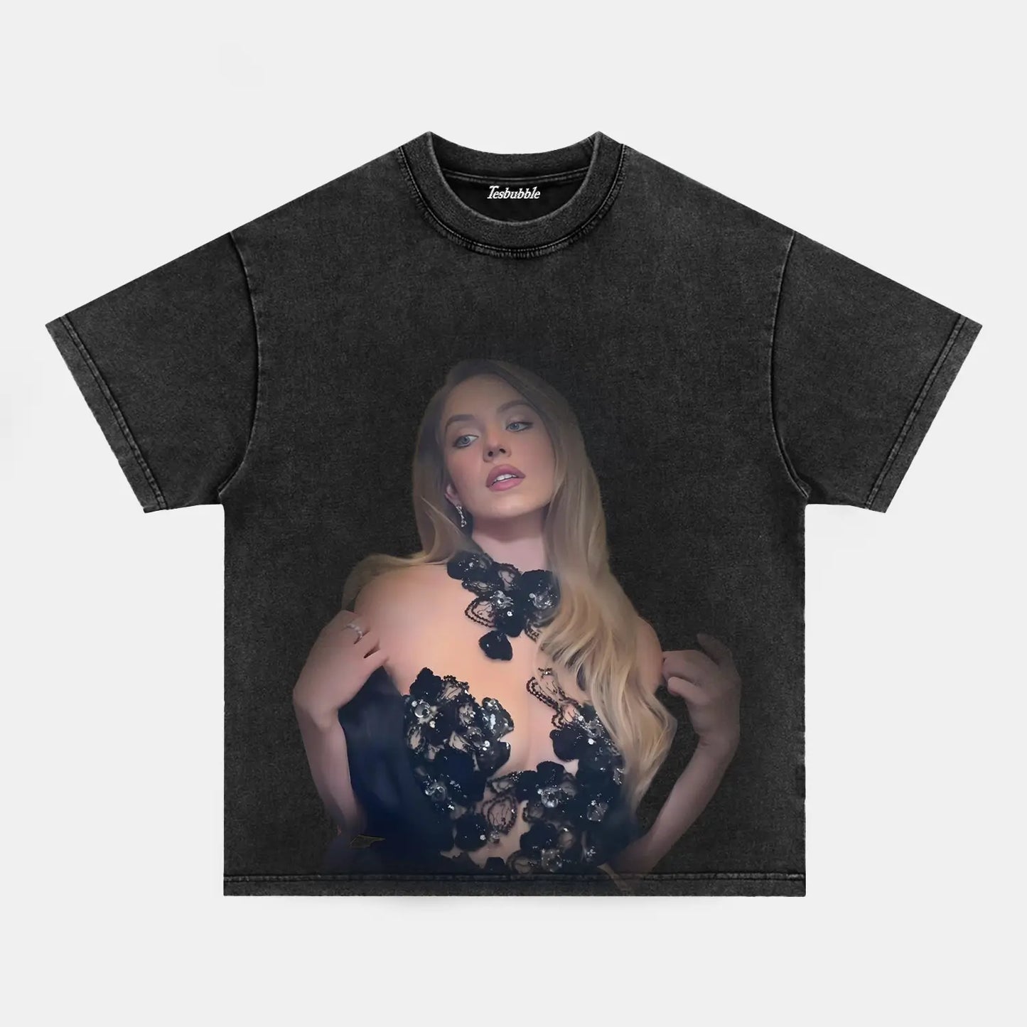 SYDNEY SWEENEY NEW TEE