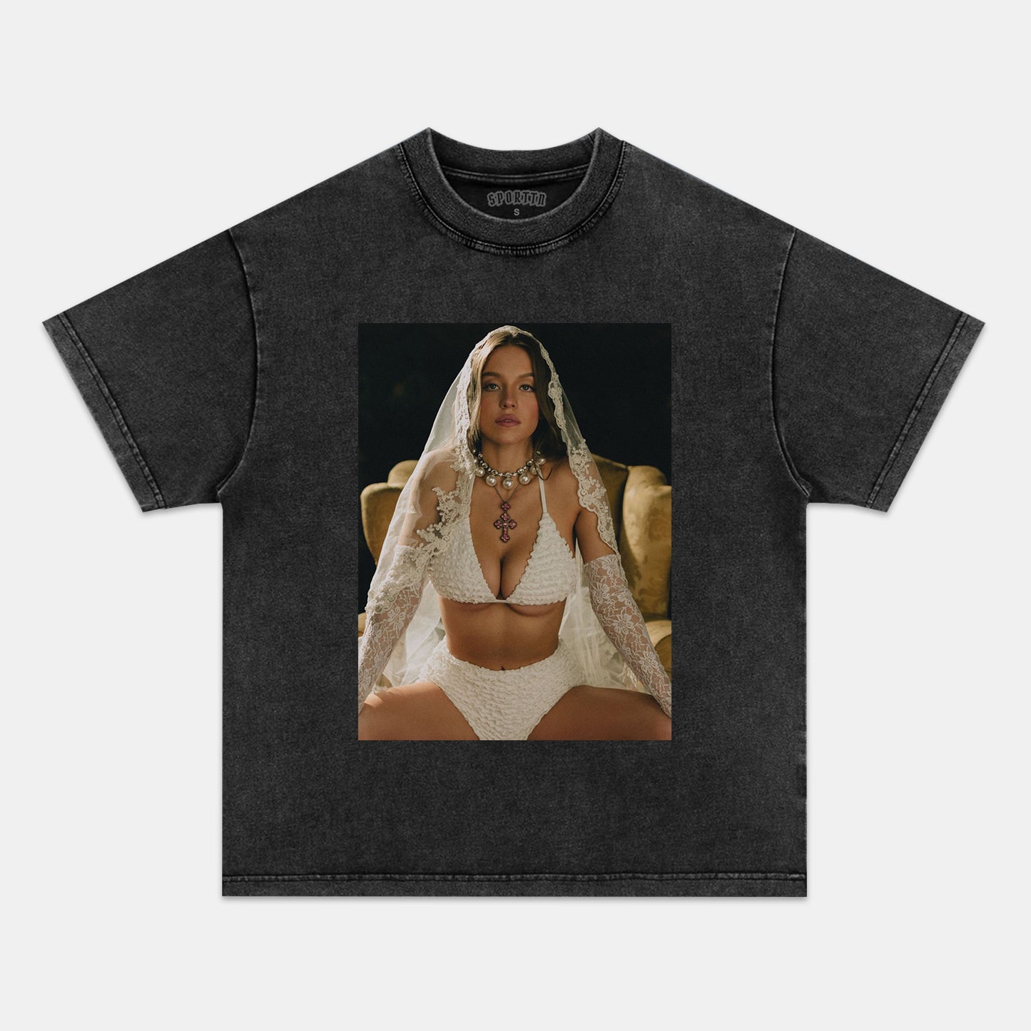 SYDNEY SWEENEY 12.5 TEE