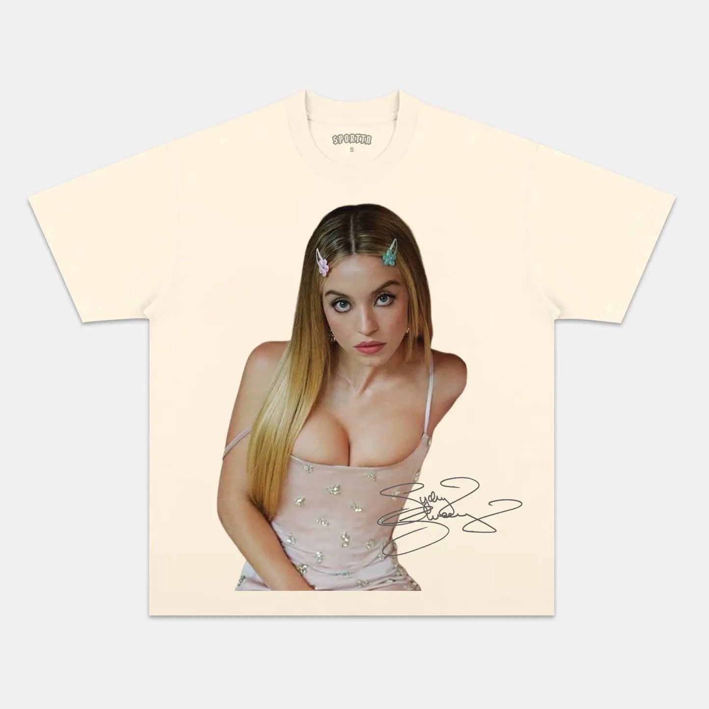 SYDNEY SWEENEY 12.10 TEE