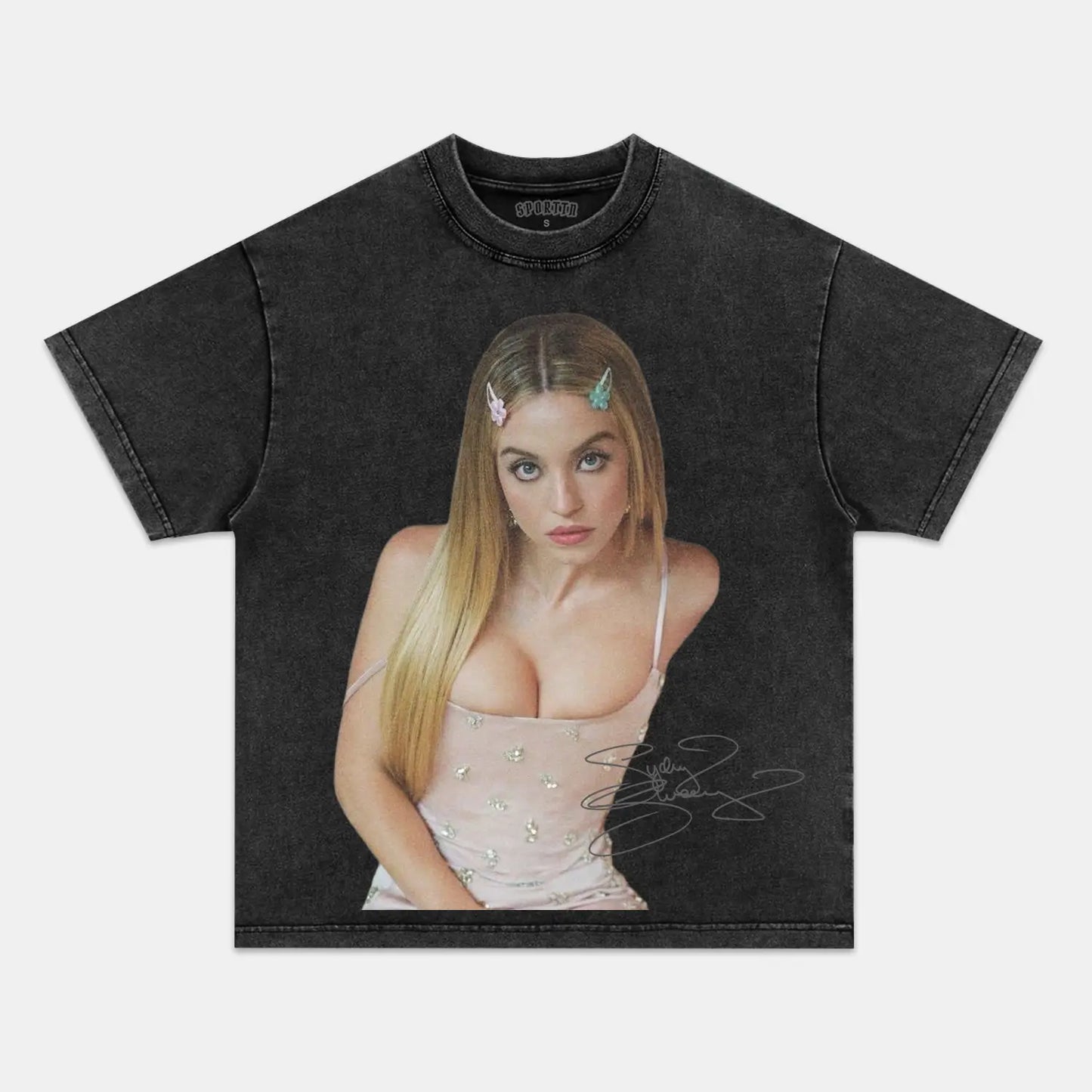 SYDNEY SWEENEY 12.10 TEE