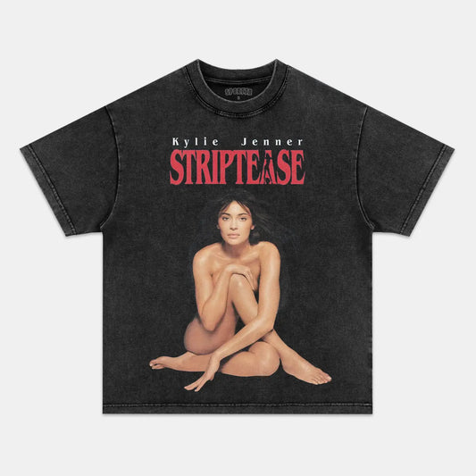 KYLIE JENNER 12.28  TEE